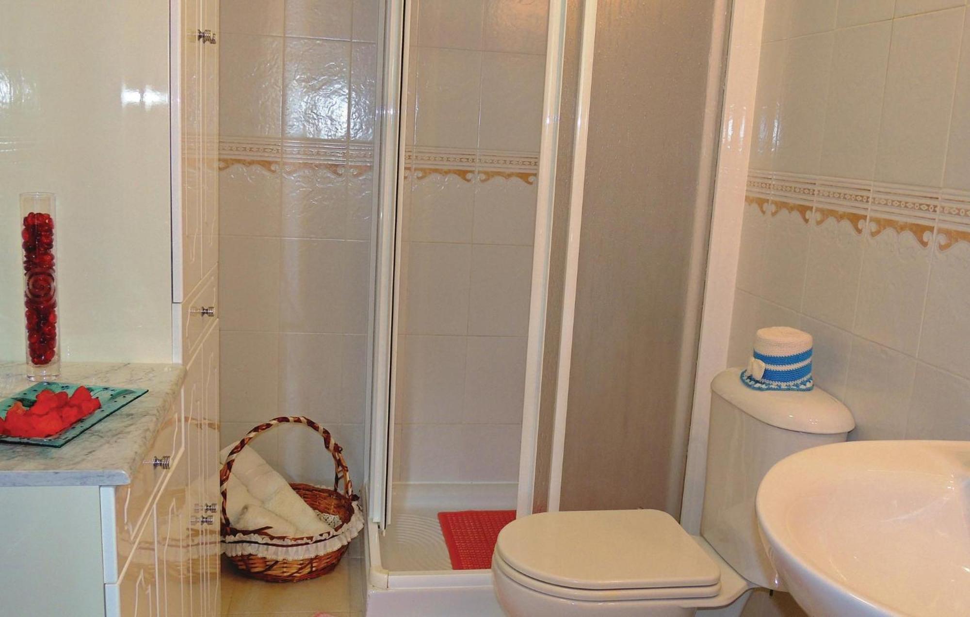 3 Bedroom Nice Apartment In Херес-де-ла-Фронтера Экстерьер фото